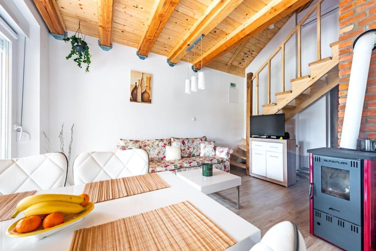 Apartman Tea Valpovo Exterior foto